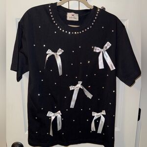 Women’s Graphic Top with Bows